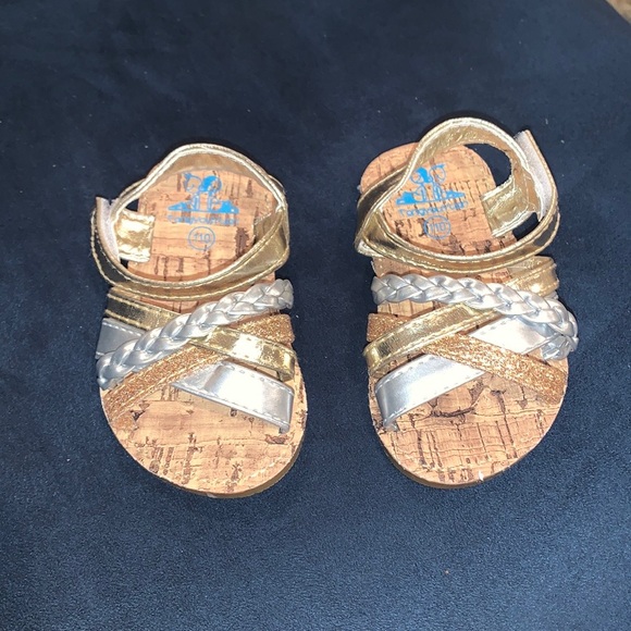 Baby girl sandals - Picture 1 of 2